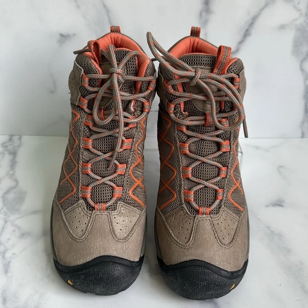 Keen Verdi II Mid Waterproof Lace Up Hiking Boots Size 9 NIB